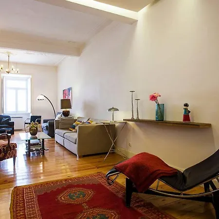 Altido Alfama Terrace Deluxe Appartement *